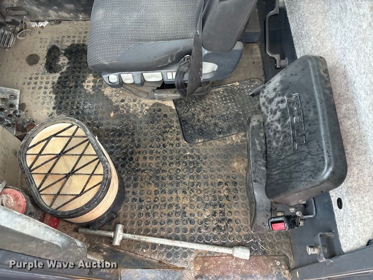 image for item YA1596 2018 Bell B30E articulated haul truck