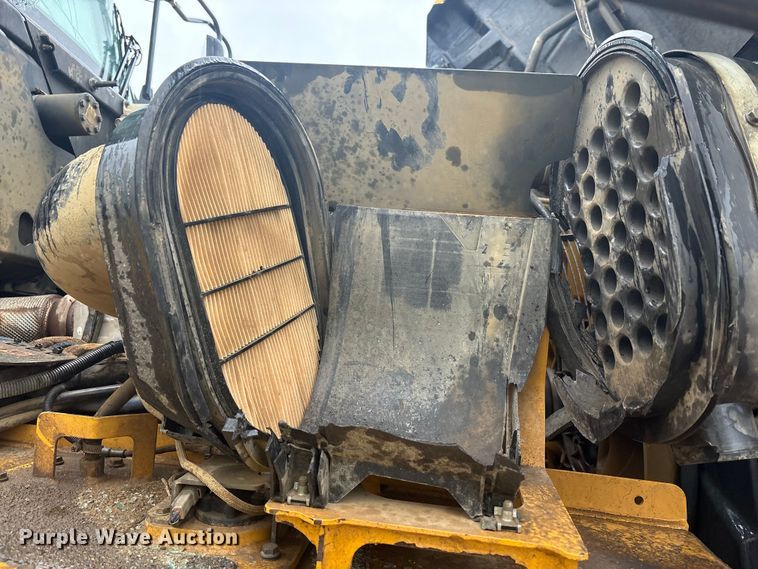 image for item YA1596 2018 Bell B30E articulated haul truck