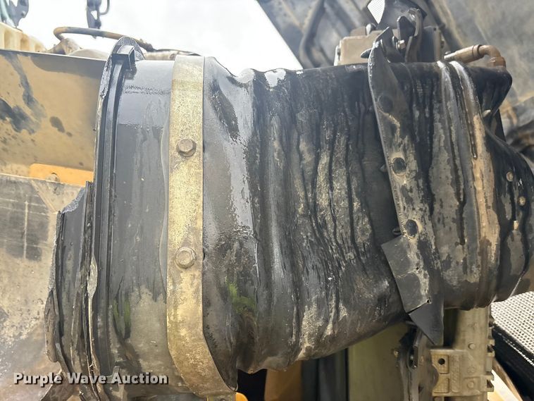 image for item YA1596 2018 Bell B30E articulated haul truck