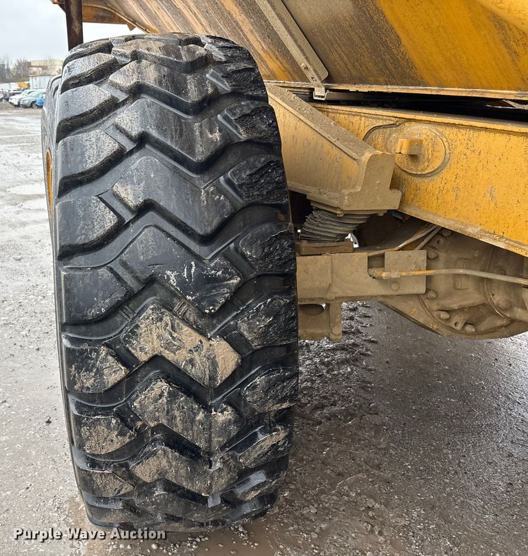 image for item YA1596 2018 Bell B30E articulated haul truck