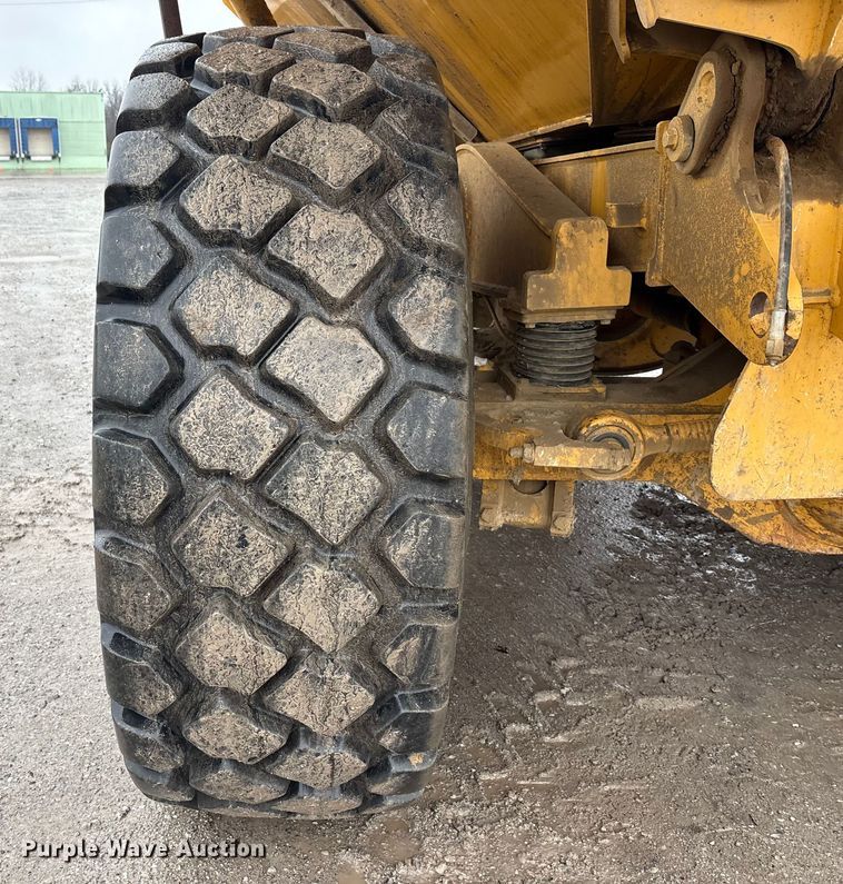 image for item YA1596 2018 Bell B30E articulated haul truck