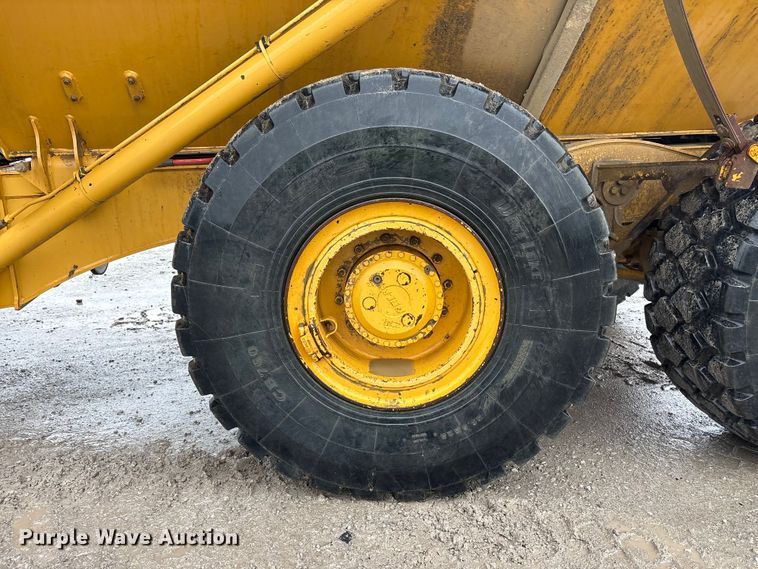 image for item YA1596 2018 Bell B30E articulated haul truck