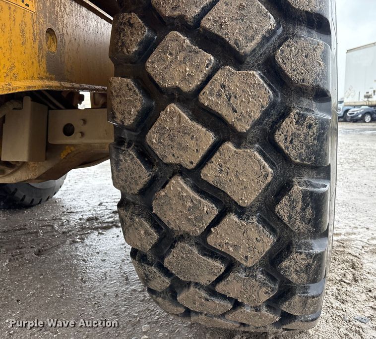 image for item YA1596 2018 Bell B30E articulated haul truck