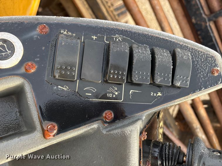 image for item YA1607 2008 Vermeer D24x40 directional boring unit