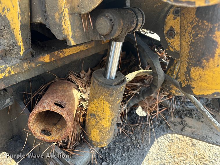 image for item YA1607 2008 Vermeer D24x40 directional boring unit