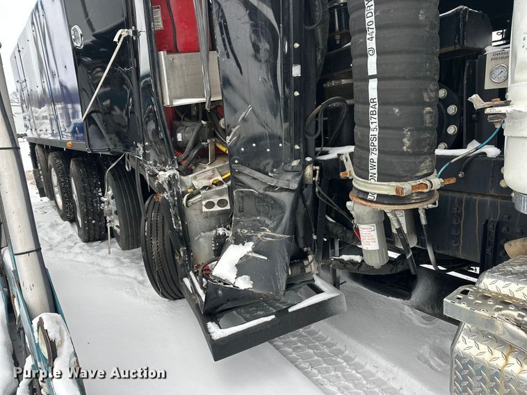 image for item YA1625 2024 Western Star 47X hydrovac truck