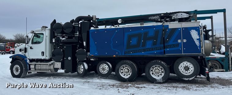image for item YA1625 2024 Western Star 47X hydrovac truck