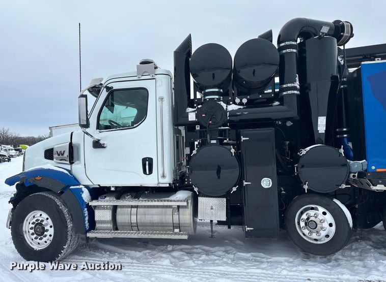 image for item YA1625 2024 Western Star 47X hydrovac truck