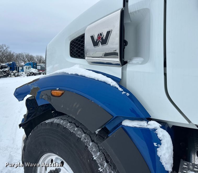 image for item YA1625 2024 Western Star 47X hydrovac truck