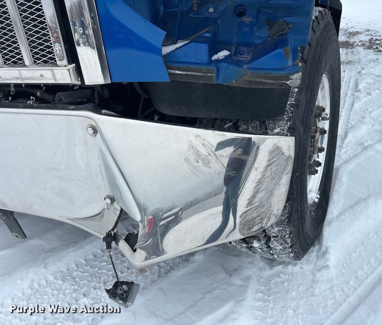 image for item YA1625 2024 Western Star 47X hydrovac truck