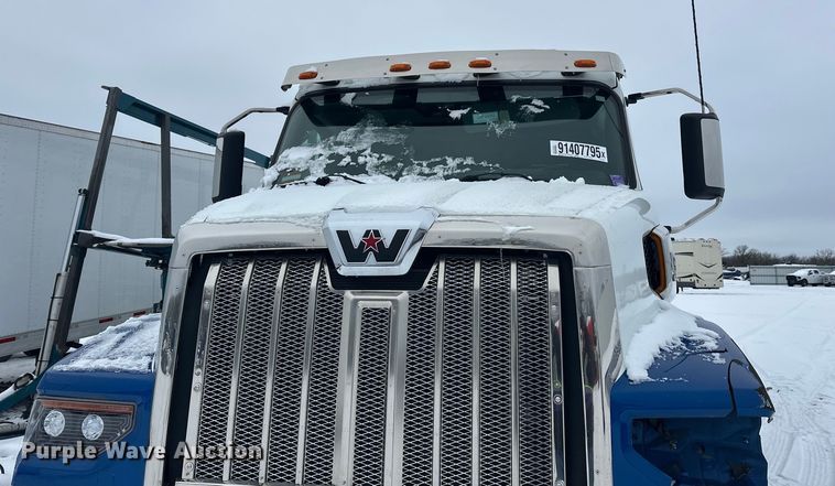 image for item YA1625 2024 Western Star 47X hydrovac truck