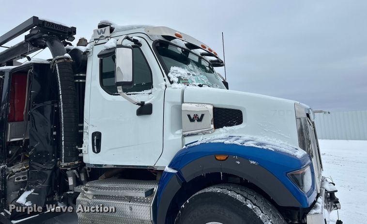 image for item YA1625 2024 Western Star 47X hydrovac truck