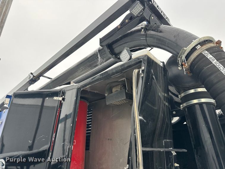image for item YA1625 2024 Western Star 47X hydrovac truck