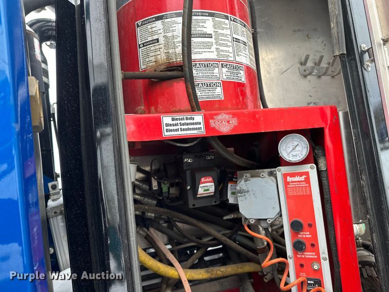 image for item YA1625 2024 Western Star 47X hydrovac truck