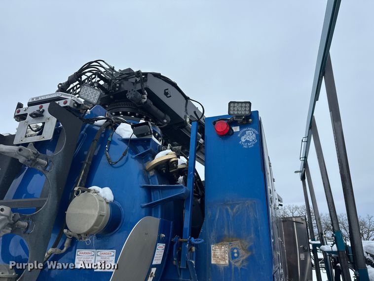 image for item YA1625 2024 Western Star 47X hydrovac truck