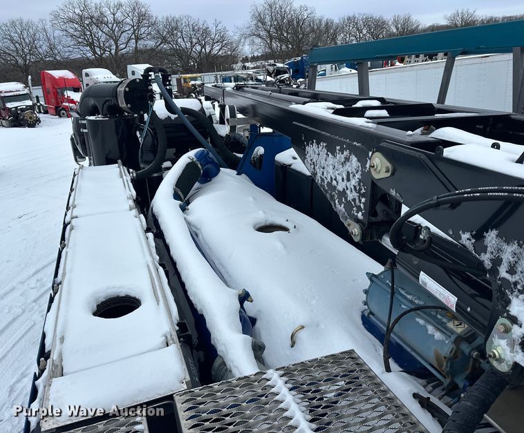 image for item YA1625 2024 Western Star 47X hydrovac truck