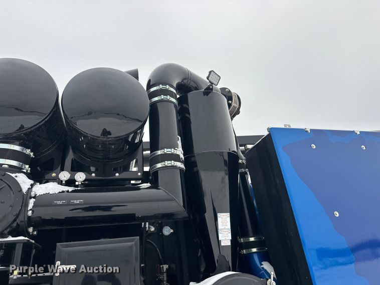 image for item YA1625 2024 Western Star 47X hydrovac truck