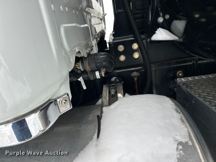 image for item YA1625 2024 Western Star 47X hydrovac truck
