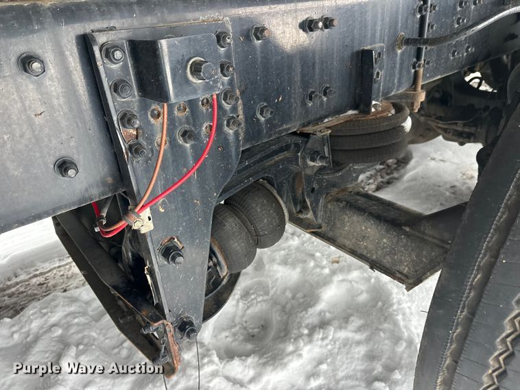 image for item YA1625 2024 Western Star 47X hydrovac truck