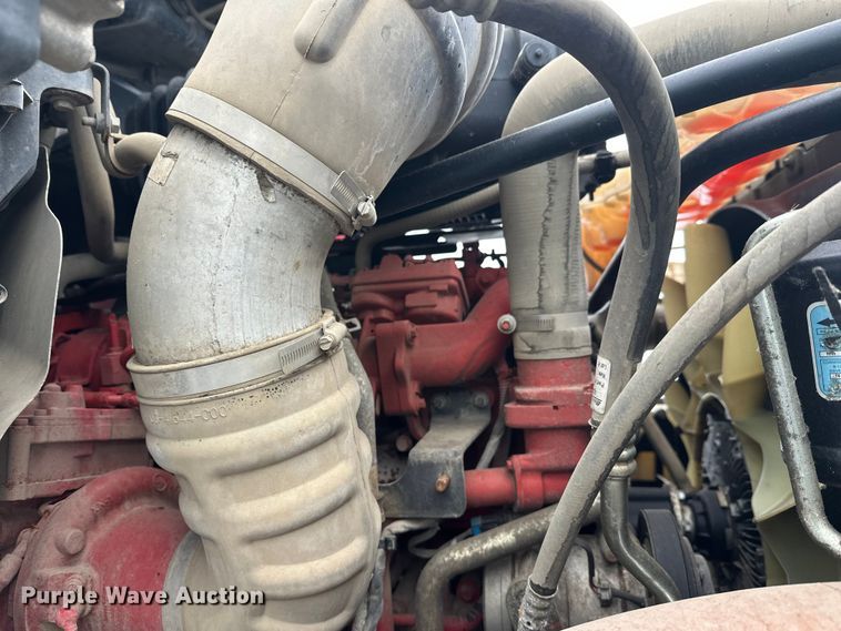 image for item YA1625 2024 Western Star 47X hydrovac truck