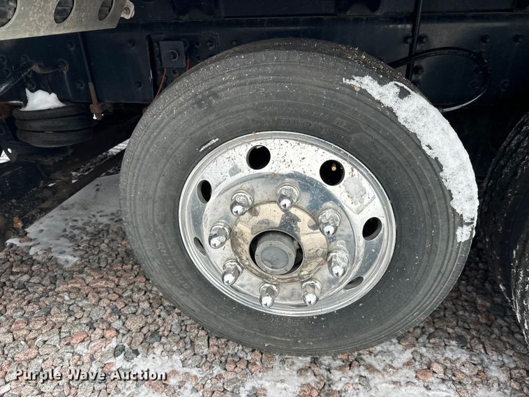 image for item YA1625 2024 Western Star 47X hydrovac truck