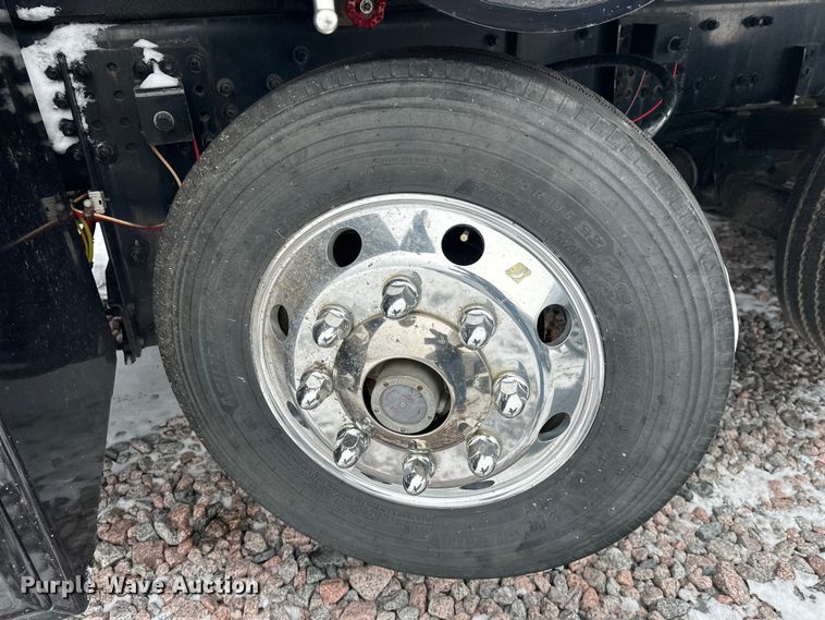 image for item YA1625 2024 Western Star 47X hydrovac truck