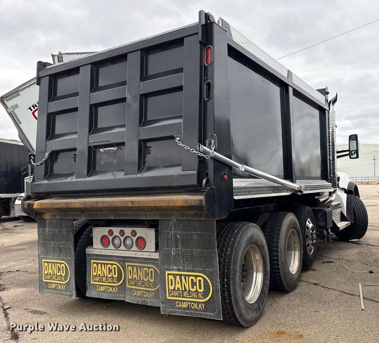 image for item YA1627 2025 Kenworth  T880 dump truck