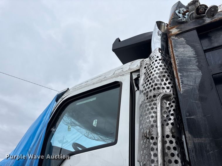 image for item YA1627 2025 Kenworth  T880 dump truck