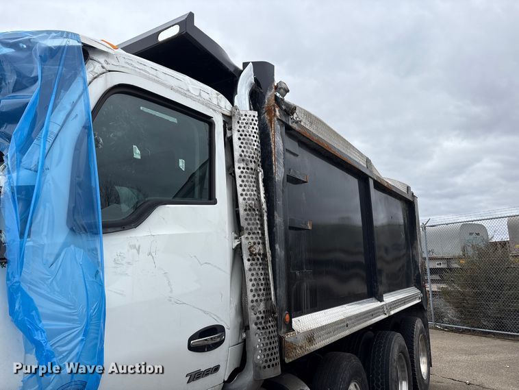 image for item YA1627 2025 Kenworth  T880 dump truck
