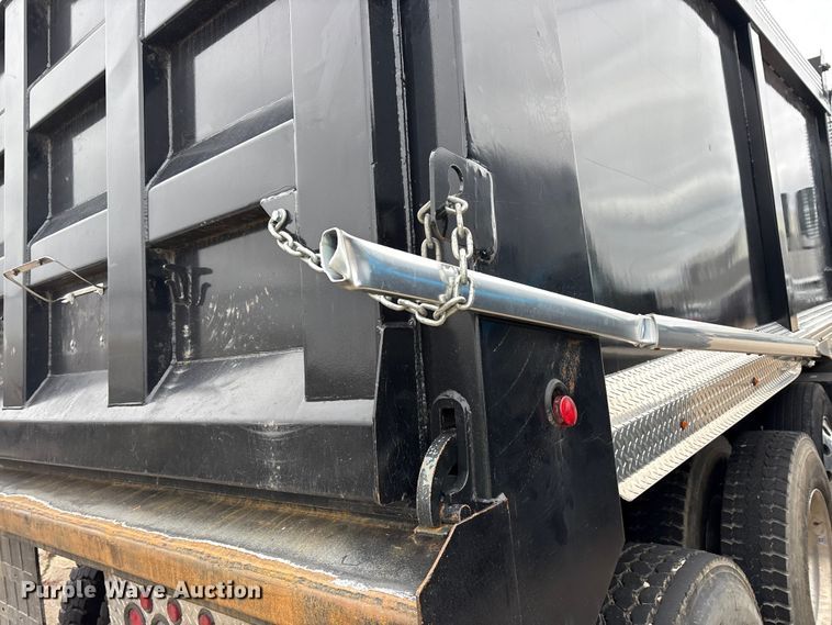 image for item YA1627 2025 Kenworth  T880 dump truck