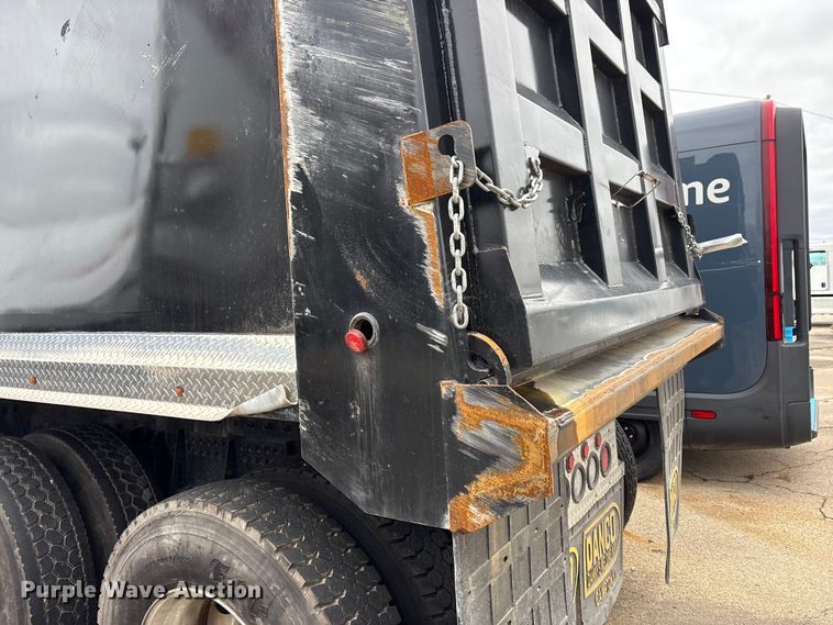 image for item YA1627 2025 Kenworth  T880 dump truck