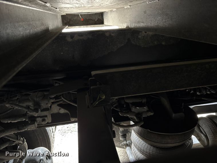 image for item YA1627 2025 Kenworth  T880 dump truck