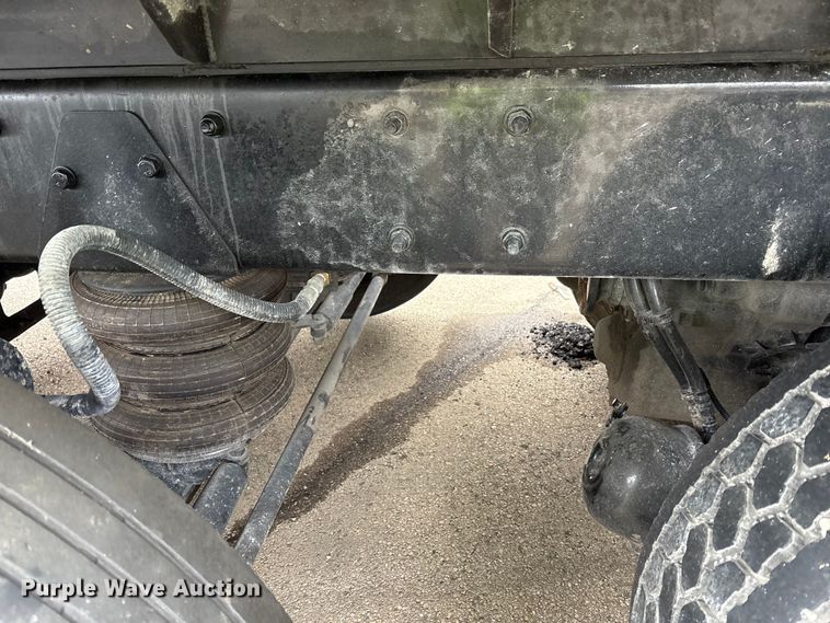 image for item YA1627 2025 Kenworth  T880 dump truck