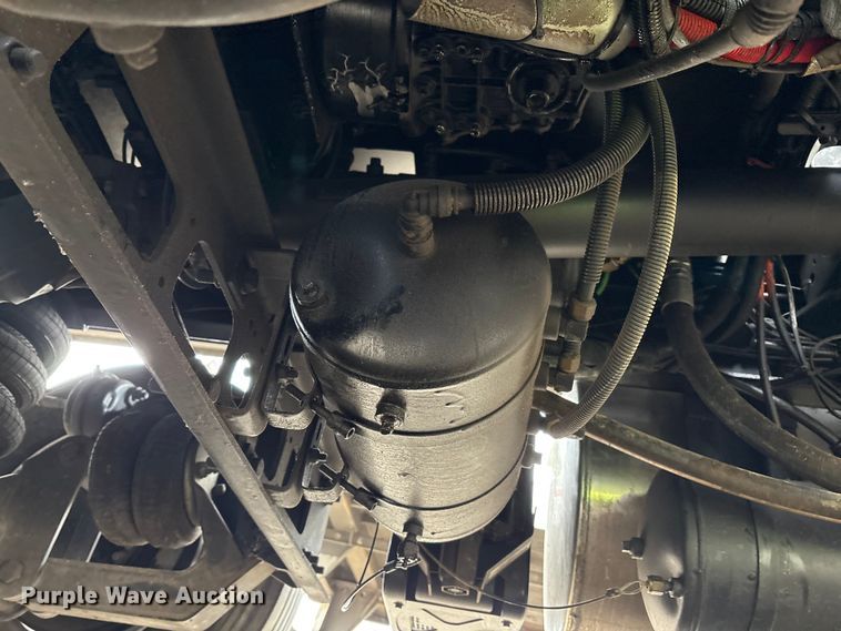 image for item YA1627 2025 Kenworth  T880 dump truck