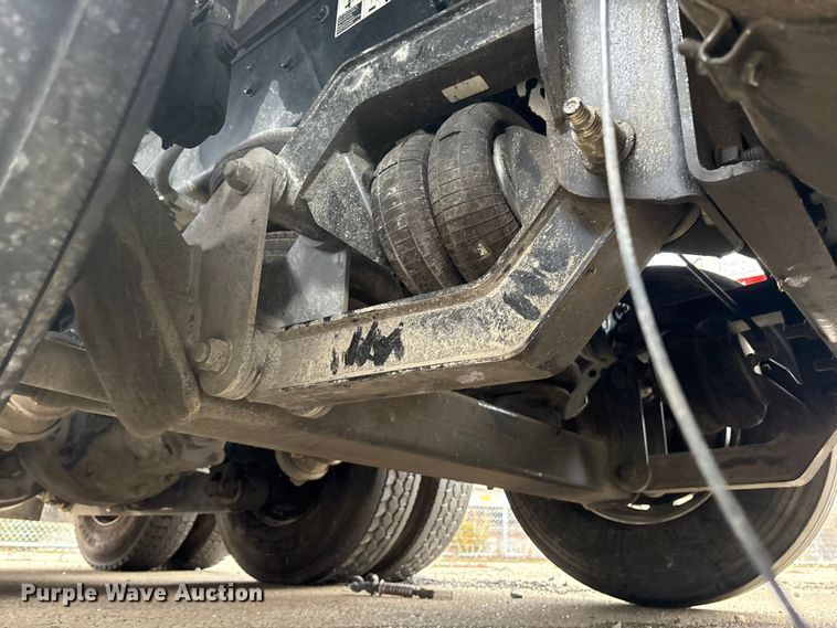 image for item YA1627 2025 Kenworth  T880 dump truck