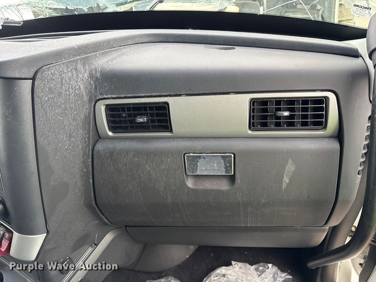 image for item YA1627 2025 Kenworth  T880 dump truck