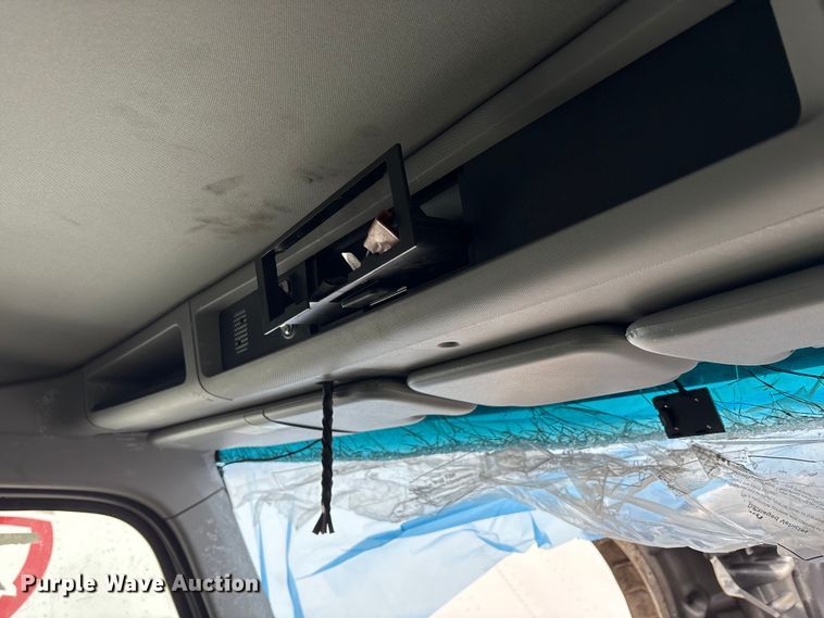 image for item YA1627 2025 Kenworth  T880 dump truck