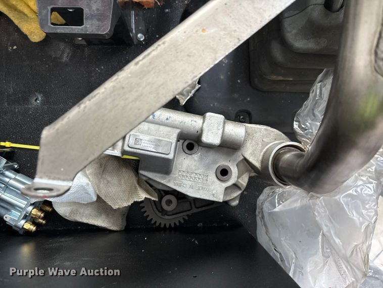 image for item YA1627 2025 Kenworth  T880 dump truck