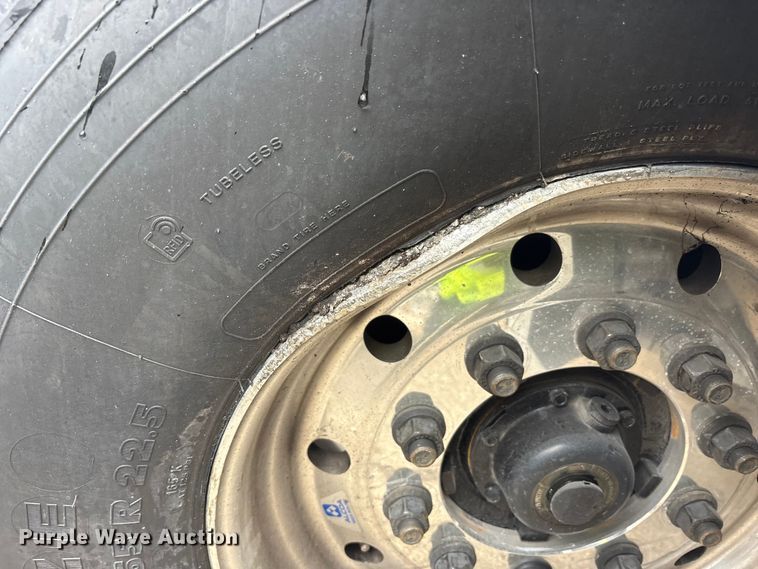 image for item YA1627 2025 Kenworth  T880 dump truck