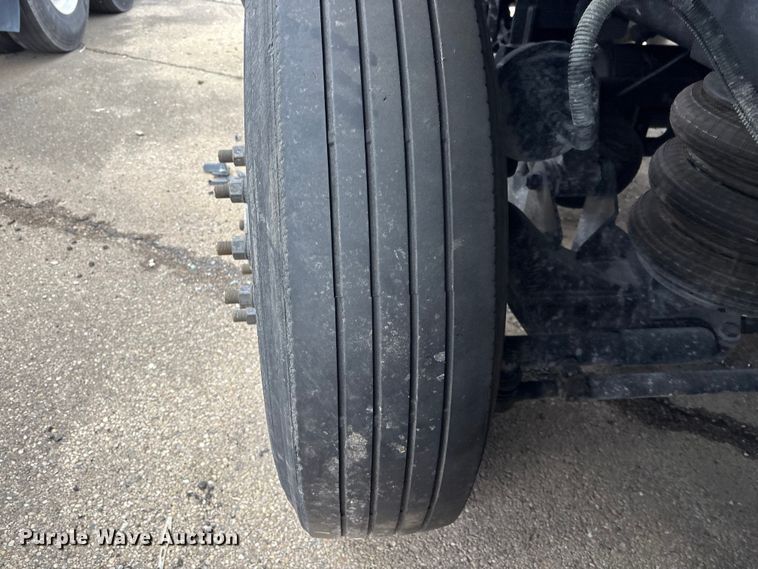 image for item YA1627 2025 Kenworth  T880 dump truck