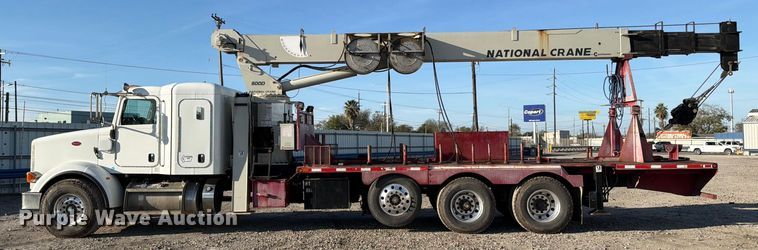 image for item YA1640 2014 Peterbilt 365 crane truck