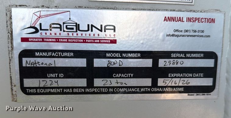 image for item YA1640 2014 Peterbilt 365 crane truck