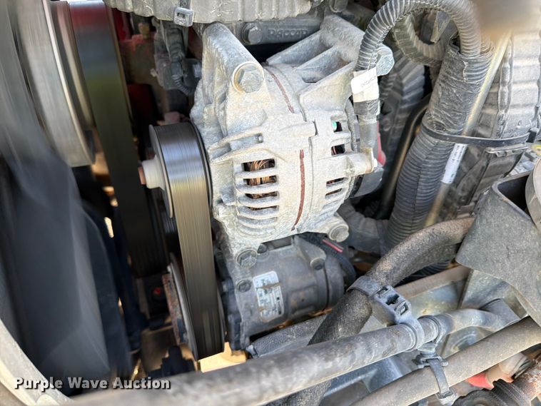 image for item YA1640 2014 Peterbilt 365 crane truck