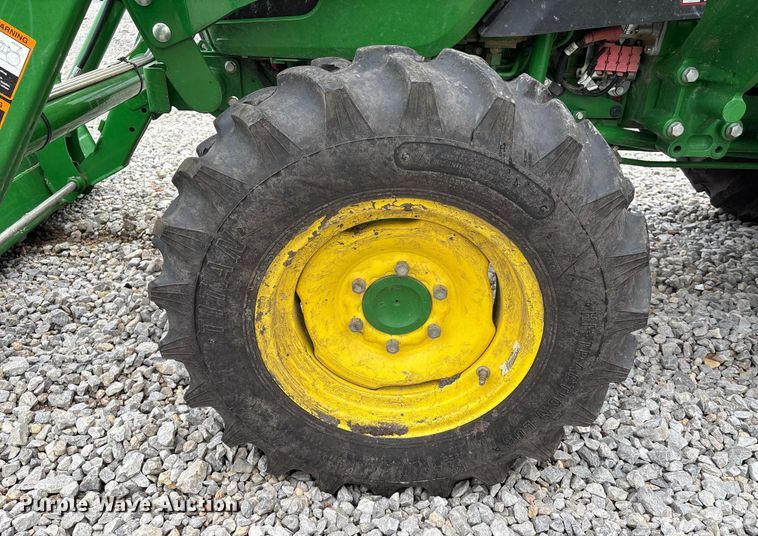 image for item YA1642 2024 John Deere 4044M MFWD tractor