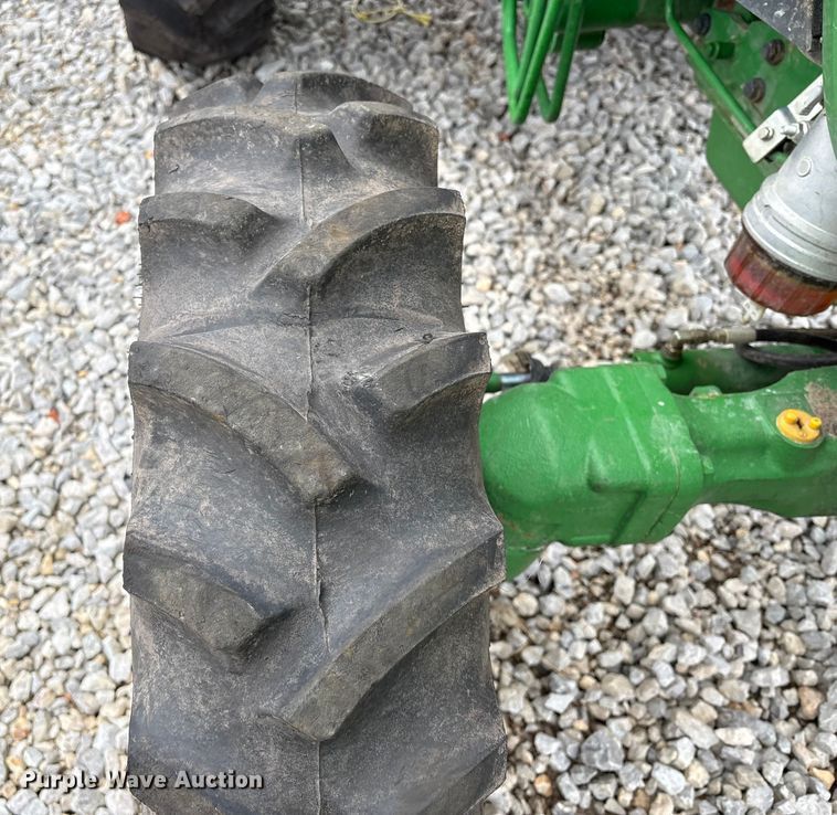 image for item YA1642 2024 John Deere 4044M MFWD tractor