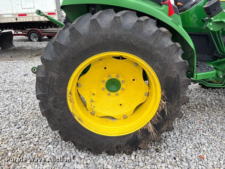 image for item YA1642 2024 John Deere 4044M MFWD tractor