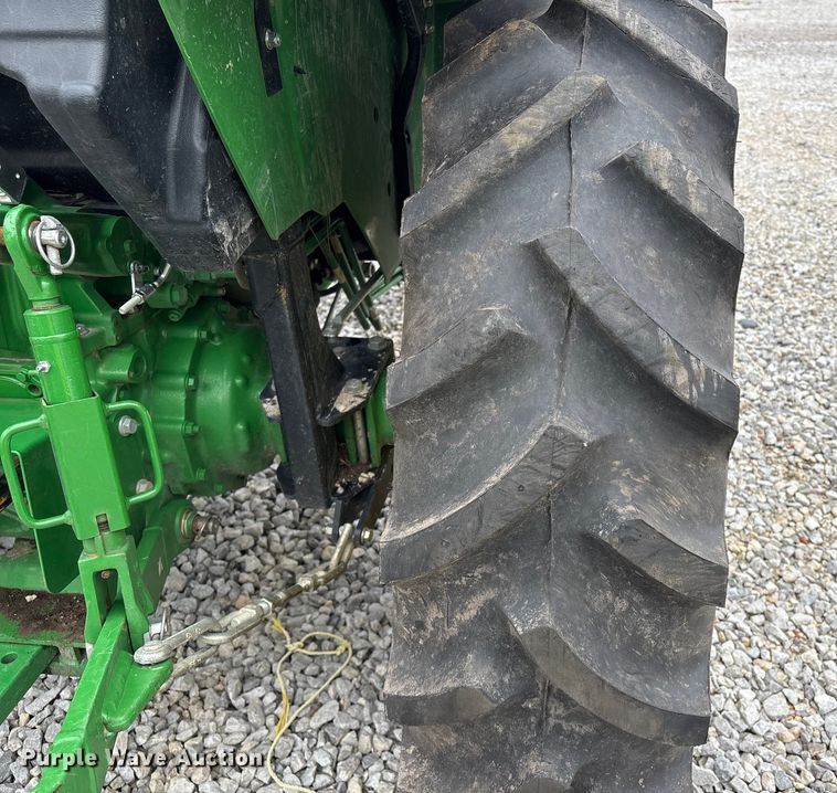 image for item YA1642 2024 John Deere 4044M MFWD tractor