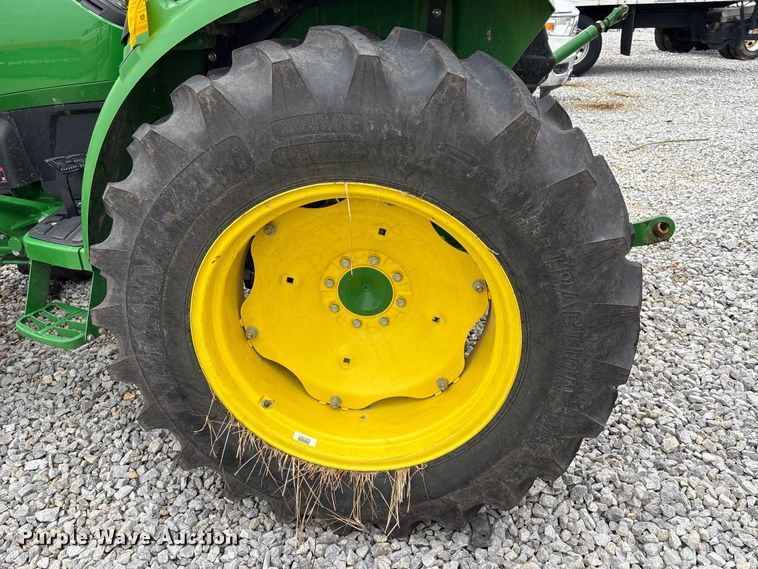 image for item YA1642 2024 John Deere 4044M MFWD tractor