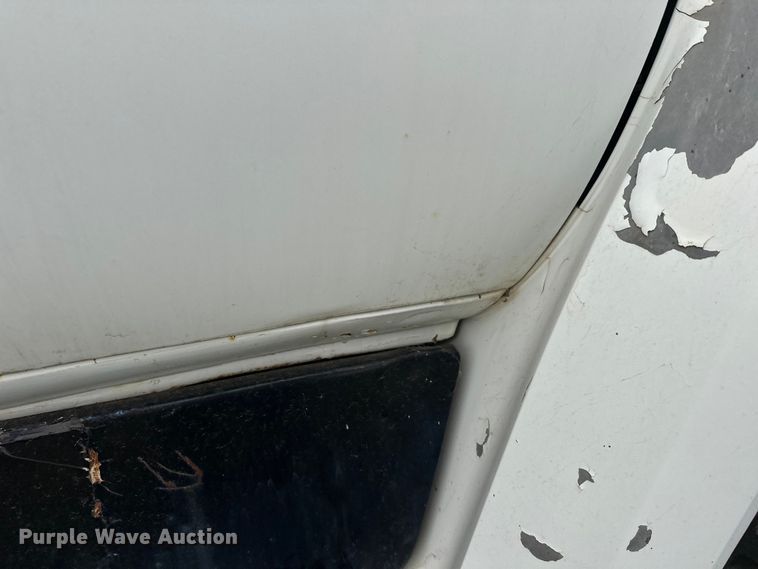 image for item ZA0747 1976 GMC 6500 winch truck