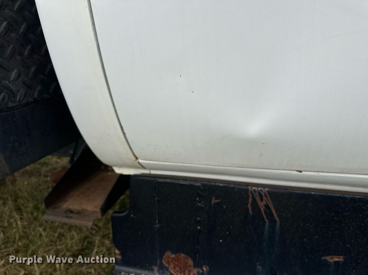 image for item ZA0747 1976 GMC 6500 winch truck